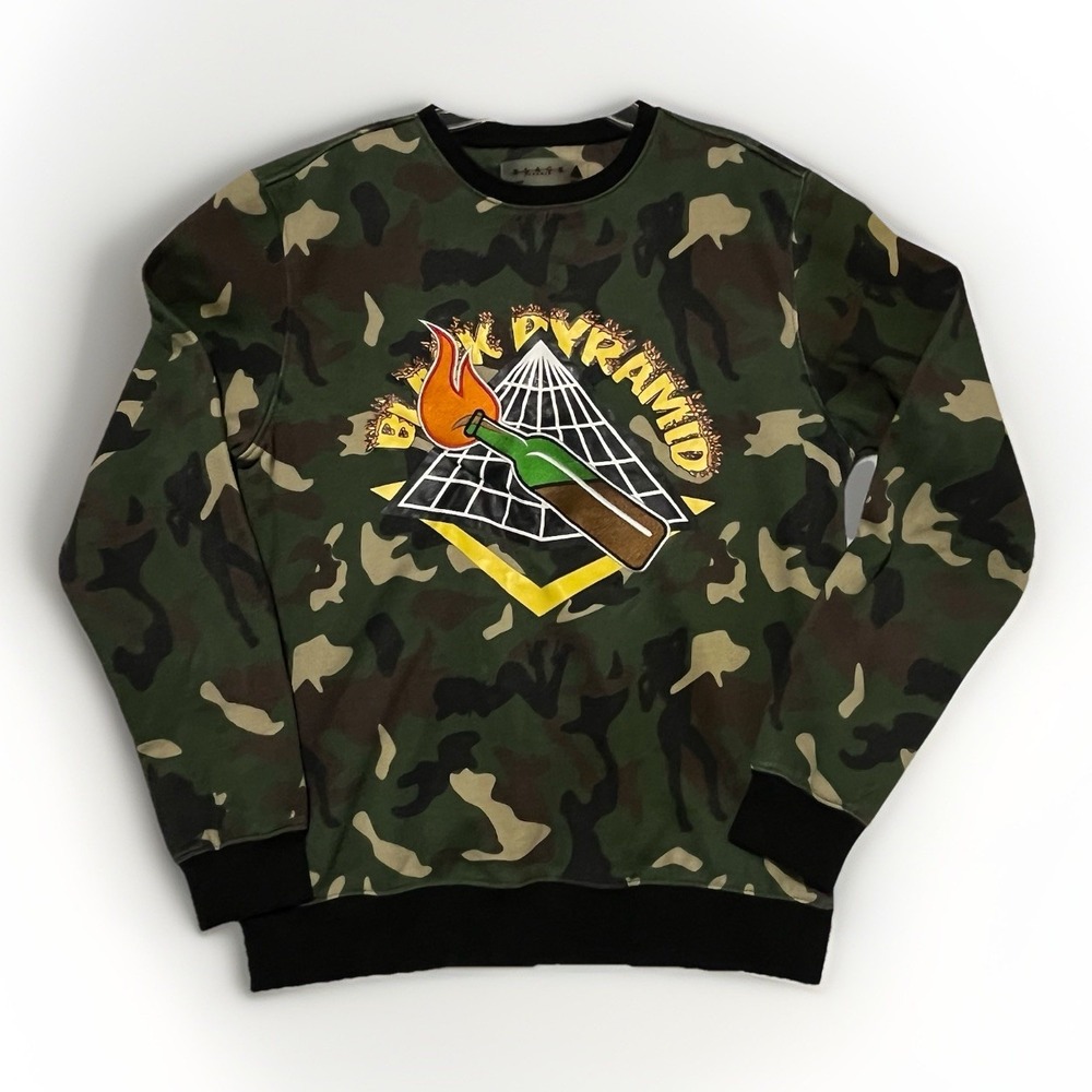 BLACK PYRAMID Sweatshirt Size MEDIUM Molotov Cocktail LOOK Woman Body Camo Print